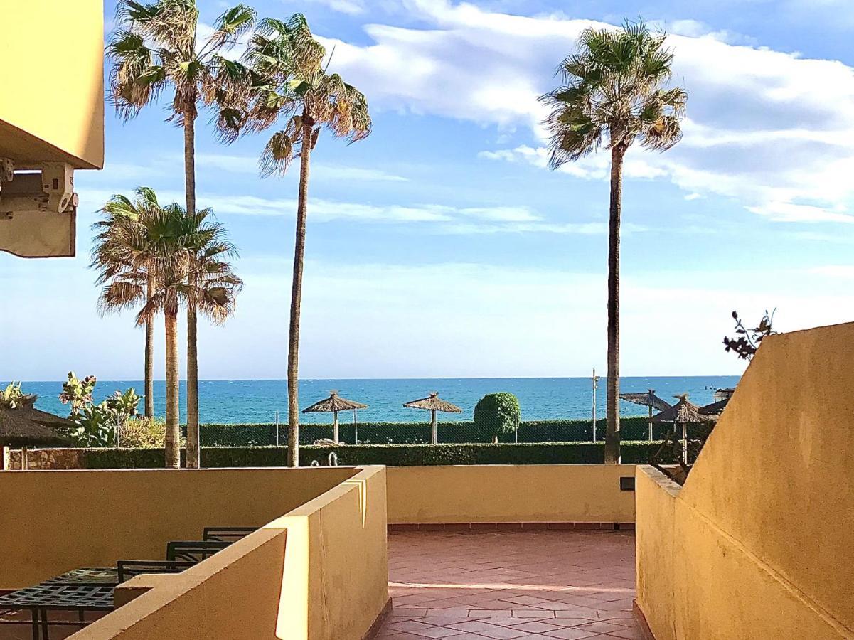Beachfront Apartment In La Cala De Mijas Extérieur photo