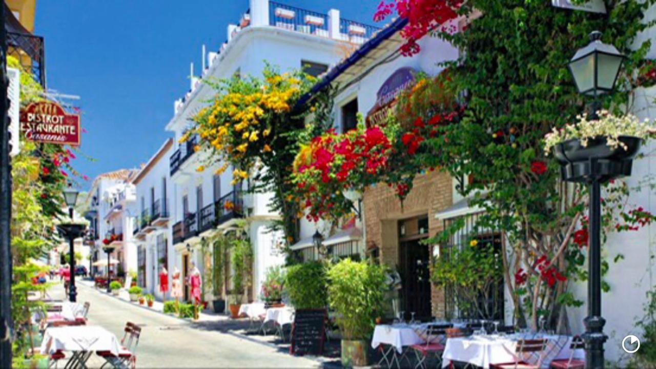 Beachfront Apartment In La Cala De Mijas Extérieur photo