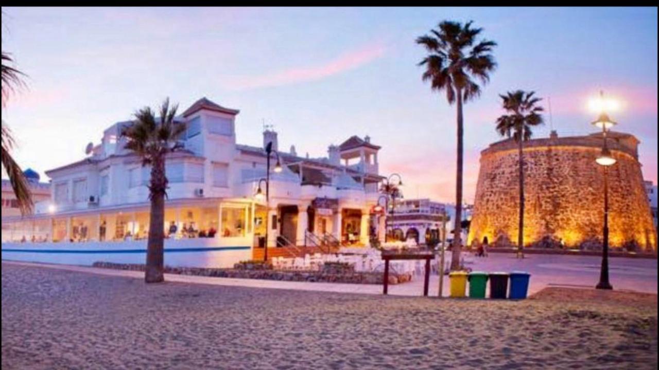 Beachfront Apartment In La Cala De Mijas Extérieur photo
