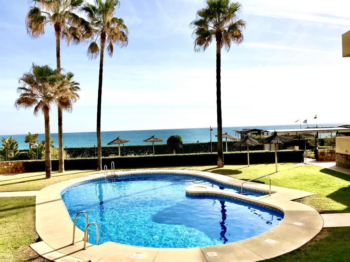 Beachfront Apartment In La Cala De Mijas Extérieur photo