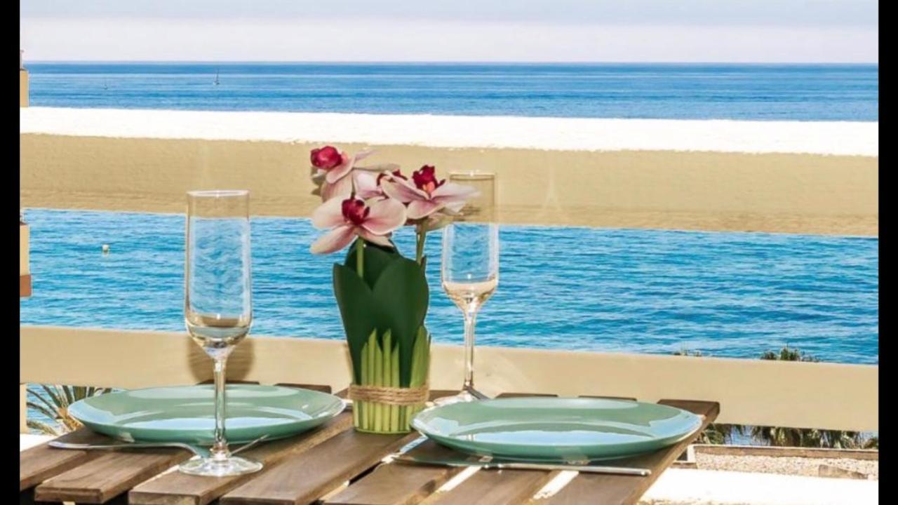 Beachfront Apartment In La Cala De Mijas Extérieur photo
