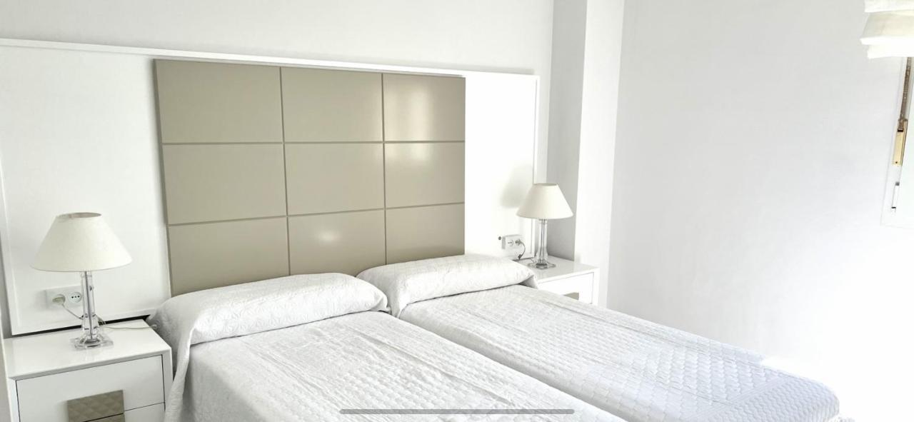 Beachfront Apartment In La Cala De Mijas Extérieur photo